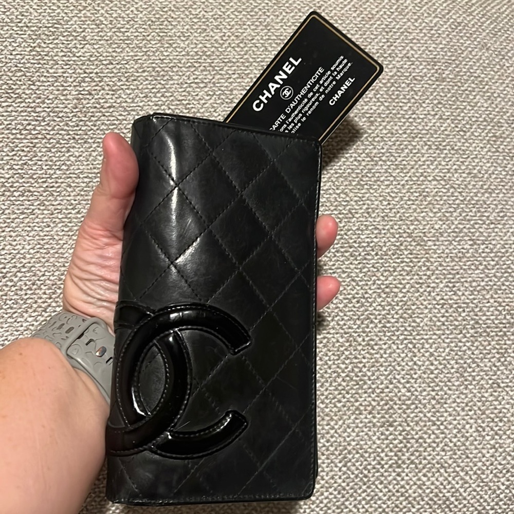 Chanel Authentic 2006 Coco Mark Matelasse Cambon Bi-Fold Long Wallet Lambskin